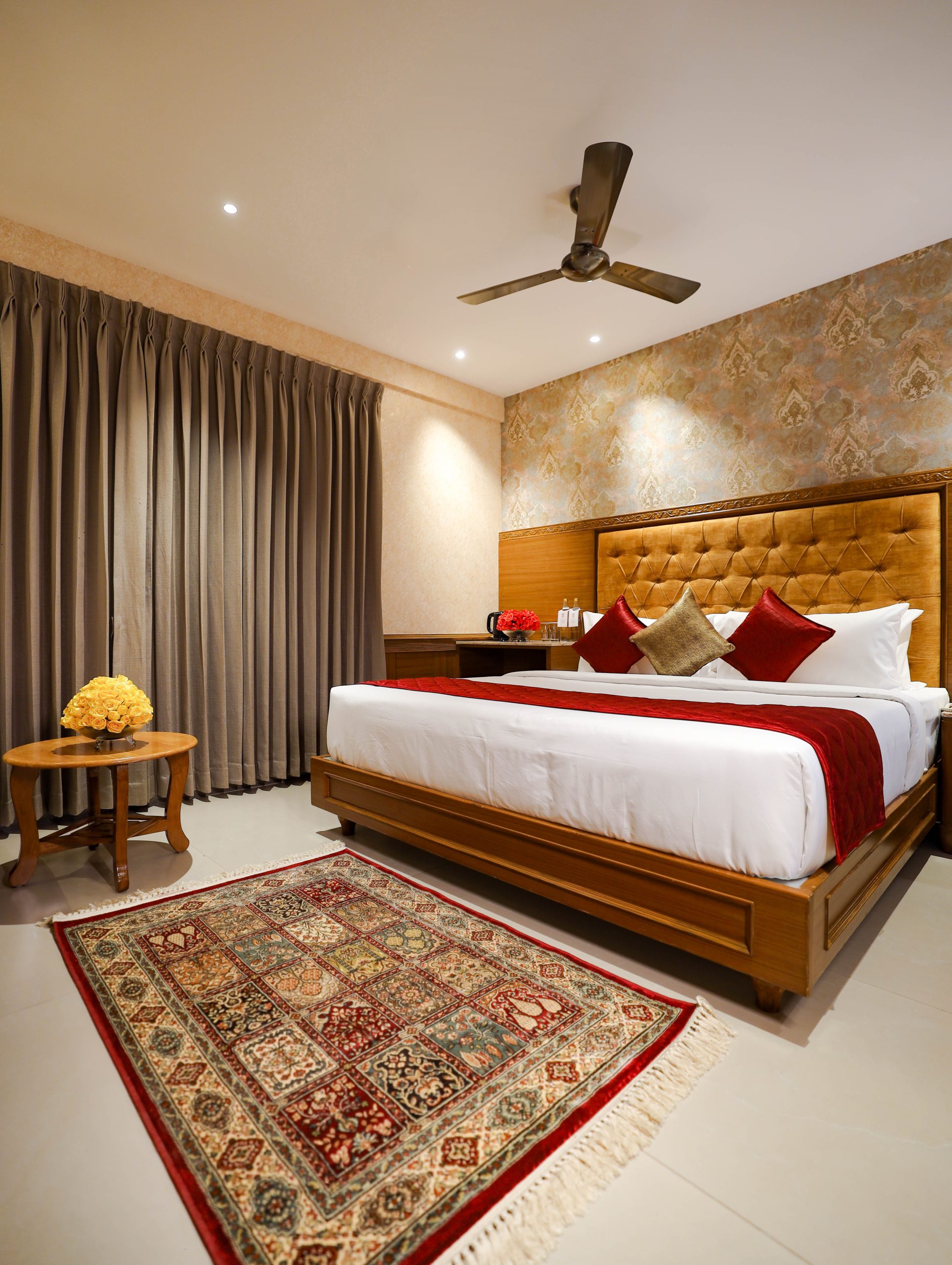 King Suite with Temple View